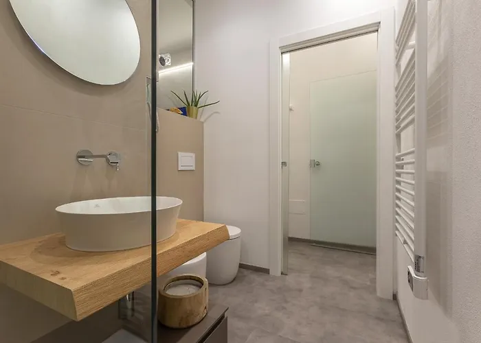 Guesthost - Jungle Apartament Ferrara